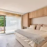 Prestigious 5br Avenue Foch - Arc De Triomphe