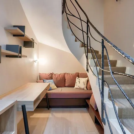 Dom wakacyjny Prestigious 5br Avenue Foch - Arc De Triomphe *