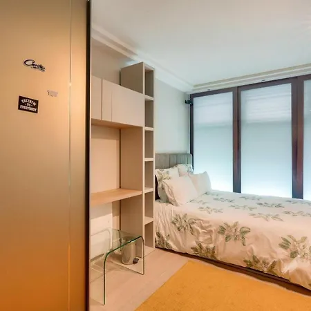 Prestigious 5br Avenue Foch - Arc De Triomphe Prázdninový dům *