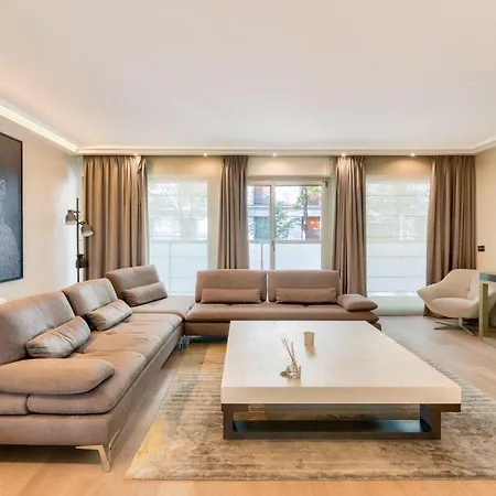Prázdninový dům Prestigious 5br Avenue Foch - Arc De Triomphe