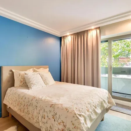 Prestigious 5br Avenue Foch - Arc De Triomphe