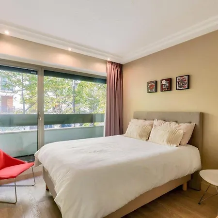 Prestigious 5br Avenue Foch - Arc De Triomphe Paříž
