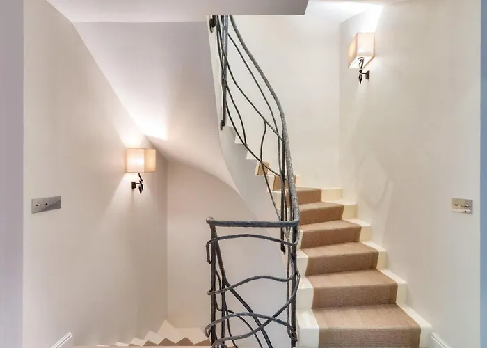 Prestigious 5br Avenue Foch - Arc De Triomphe Dom wakacyjny *
