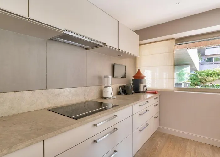 Prestigious 5br Avenue Foch - Arc De Triomphe Dom wakacyjny Paryż